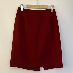 Vintage Tristan & Iseut red short skirt